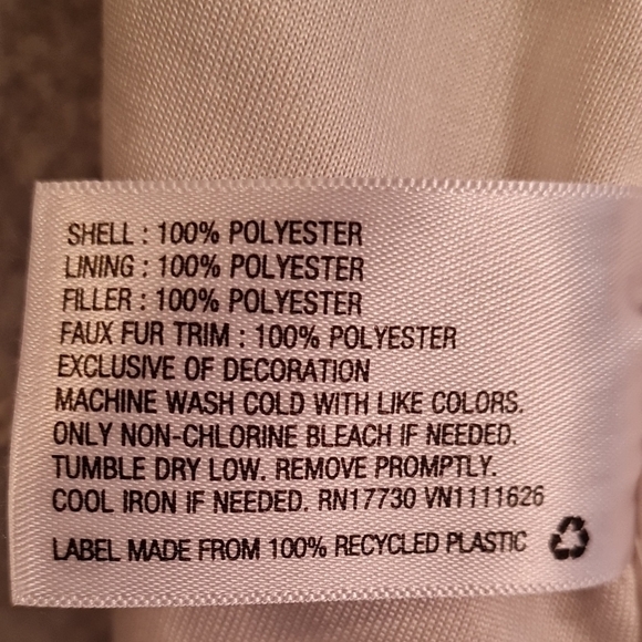 Cat & Jack Gray Kids Jacket with bunny ears, Like New, Sz 2T, very warm and cozy - Picture 5 of 7